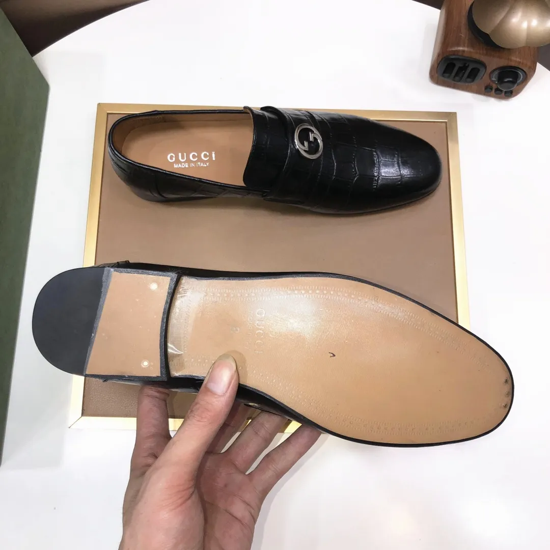 Men's shoes 💰580💰[GUCCI—Gucci] The latest high-end version of Gucci. Official website new model. Available at the same time at counters, the uppers are made of original cowhide imported from Italy/matched with the original special material splicing design concept; "highlight, high-end, grade, extravagance" and exquisite workmanship (original mesh fabric) sole: original factory special outsole size (38-45) (custom-made 45 non-returnable)
